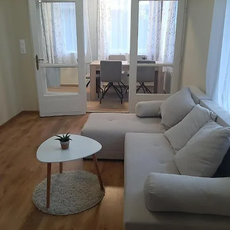 Natúr Forrás Apartman Appartamento
