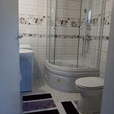 Natúr Forrás Apartman Ábrahámhegy